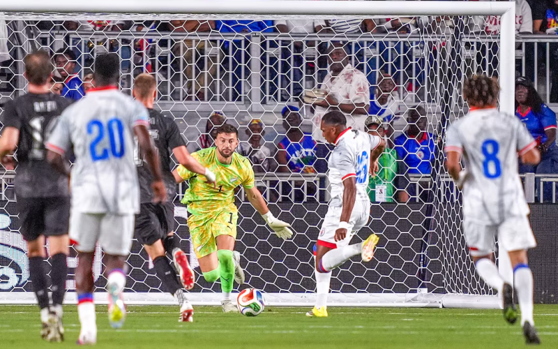 Haiti 4-0 New Zealand | Naționala lui Tim Payne, distrusă de o echipă cu stadionul și viitorul capturate de bande.